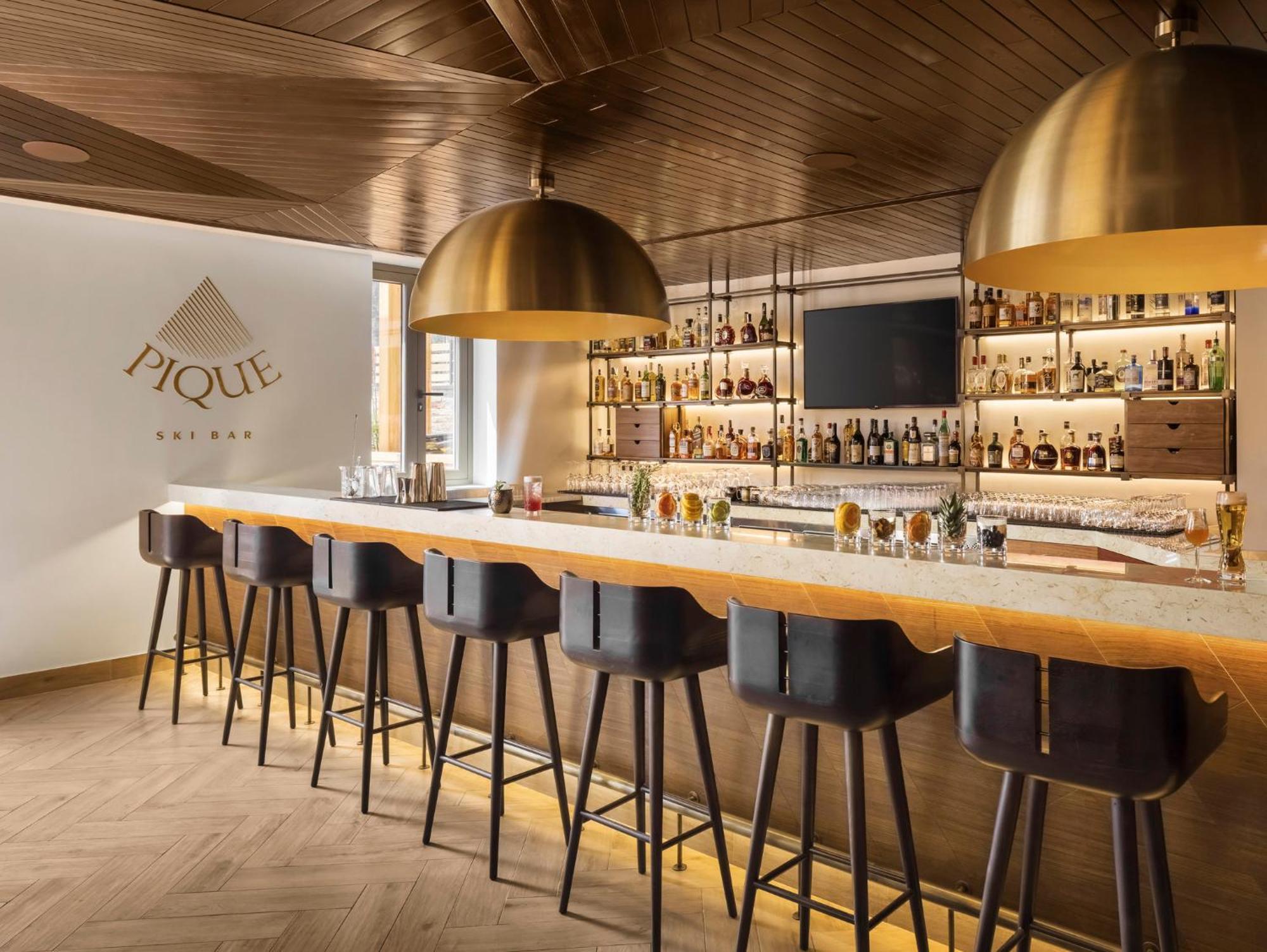 Viceroy Kopaonik Serbia エクステリア 写真 The bar at the new lounge