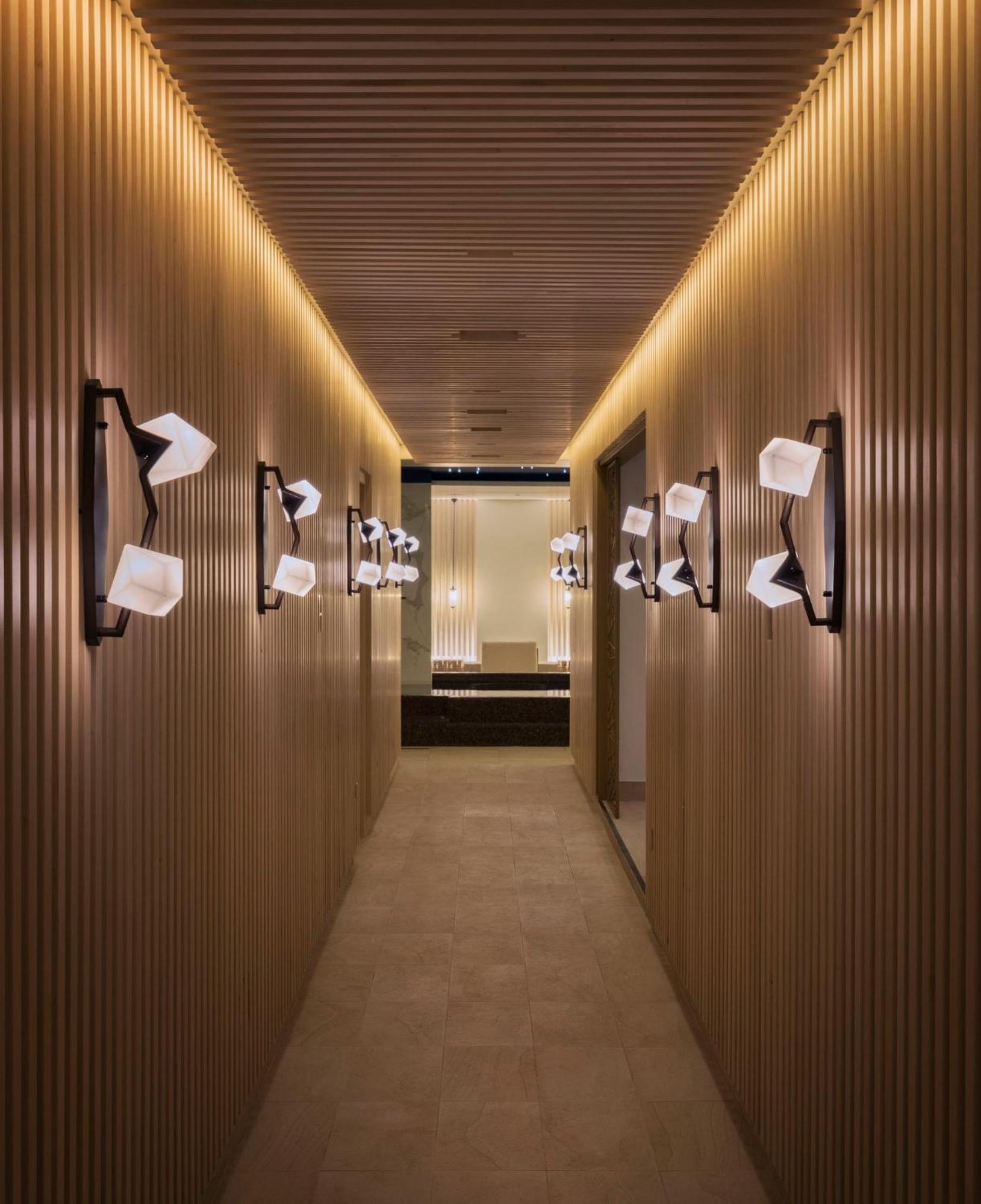 Viceroy Kopaonik Serbia エクステリア 写真 The Spa at The Connaught, London