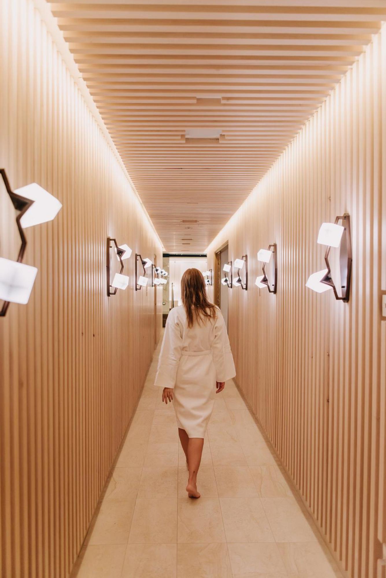Viceroy Kopaonik Serbia エクステリア 写真 The Spa at The Standard London
